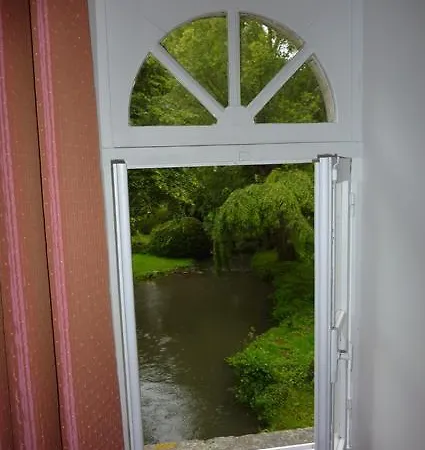 Frühstückspension Le Moulin Du Pont D'iverny